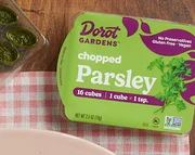 Our Practical Dried Parsley Alternative for Everyday Cooking