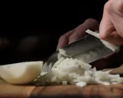 Minced Onion vs. Chopped Onion: Which Should You Use?